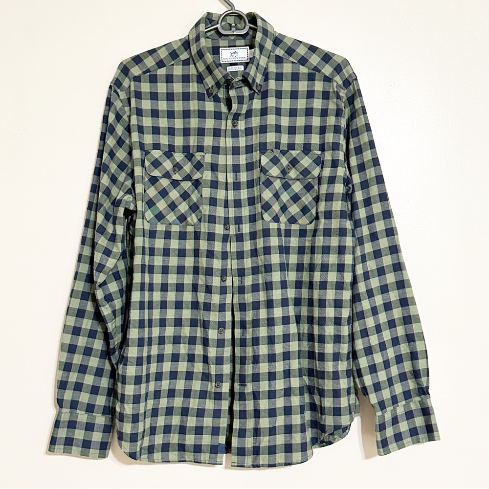 Southern Tide Classic Fit Men's Green and Blue Checkered Flannel Shirt